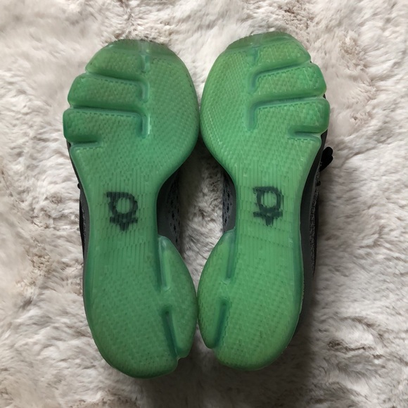 Nike KD 8 Shoe - Picture 5 of 5